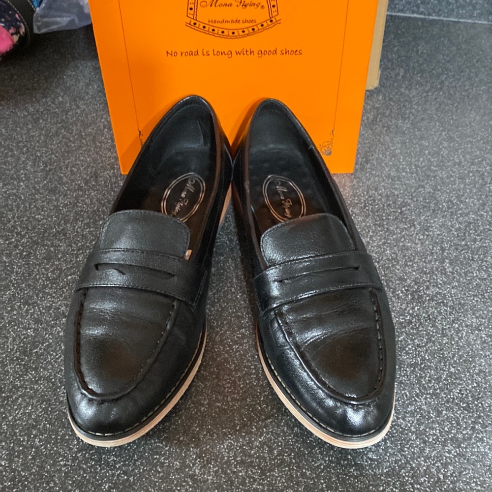 Mona flying Women's Leather Penny Loafer Casual Flat Shoes Size 7.5